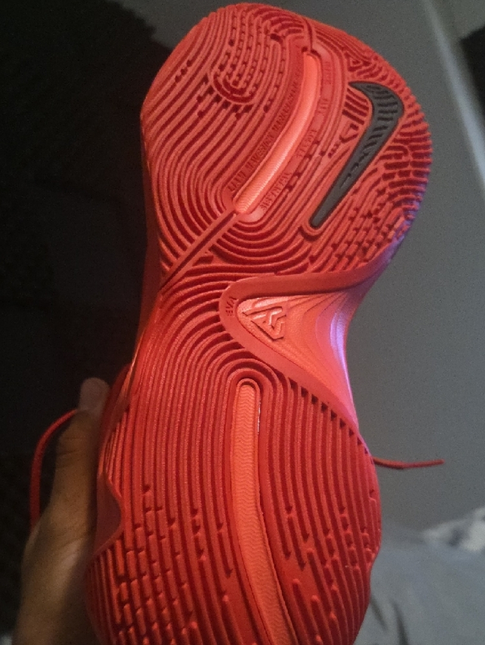 Nike Men's Bright Red Sneakers with Black Swoosh - Picture 2 of 3